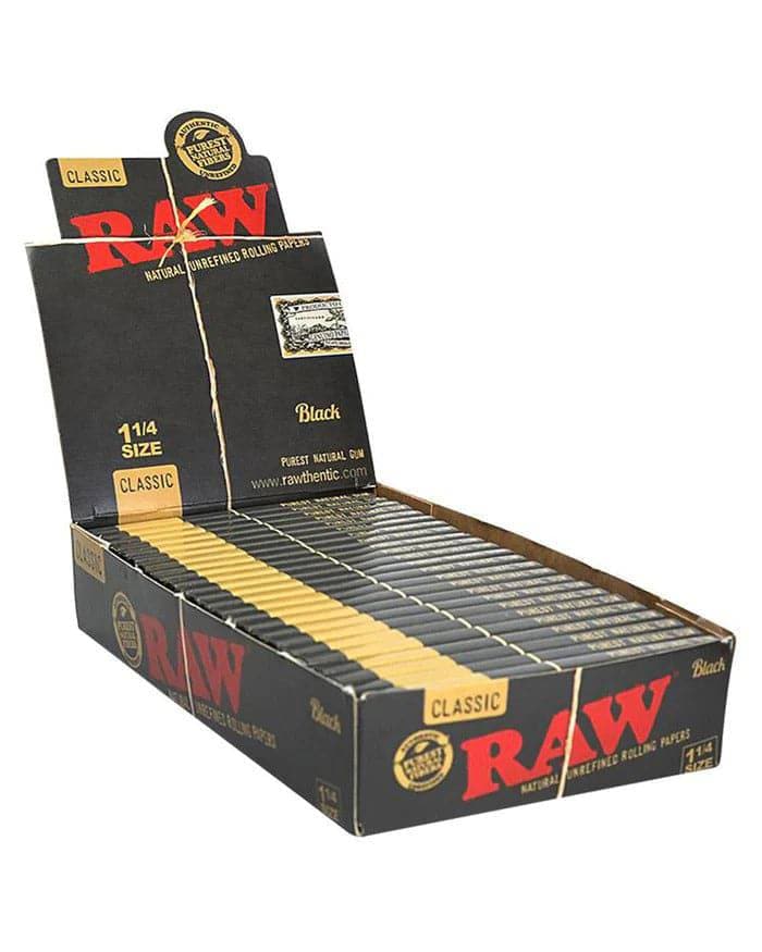 Raw Classic Black 1 1/4 Rolling Papers 24ct Box